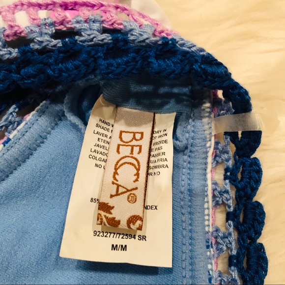 BECCA Bikini halter swimsuit top size Medium - Picture 4 of 4